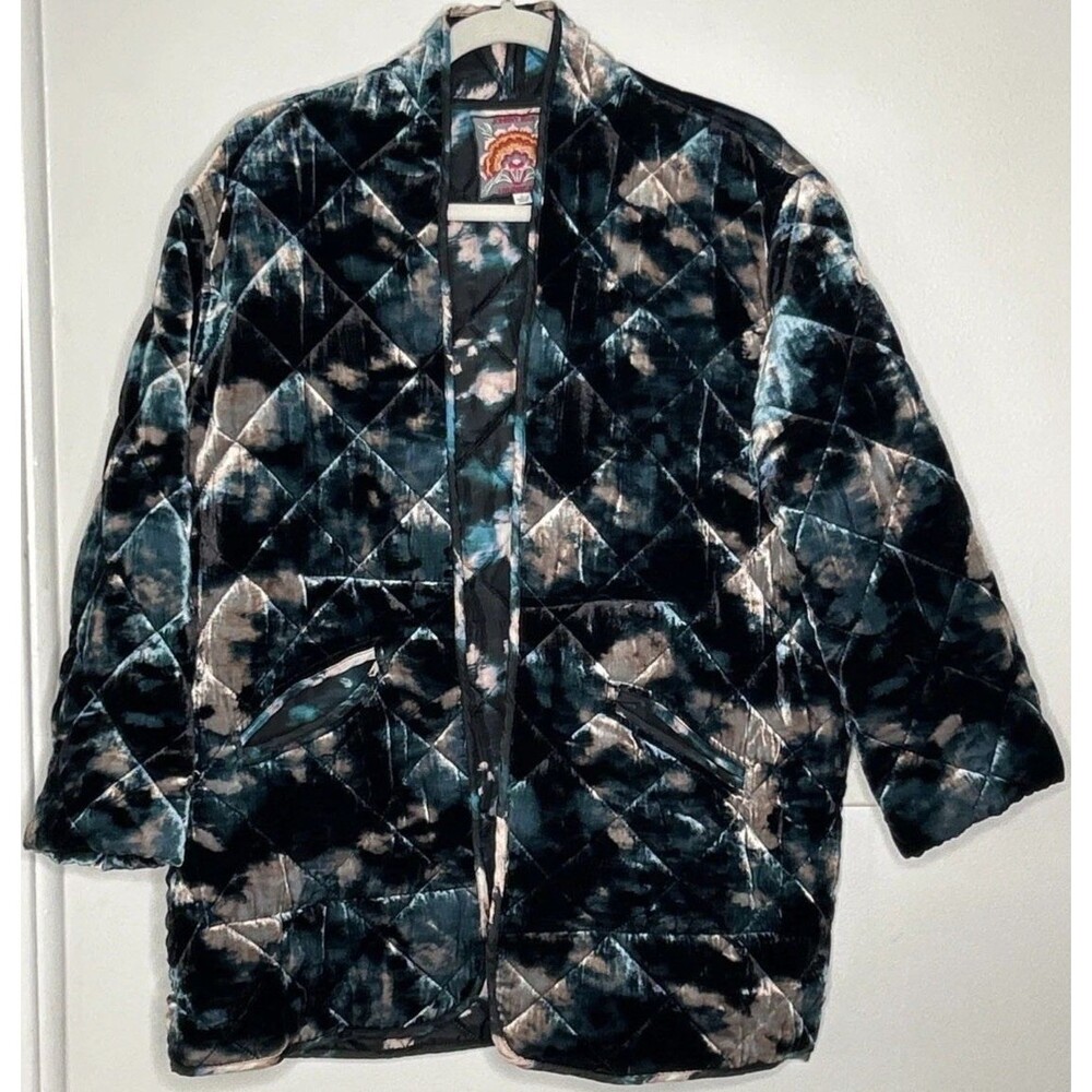 NWT Johnny Was SHADOW VELVET QUILTED JACKET Size Large Blue and Pink